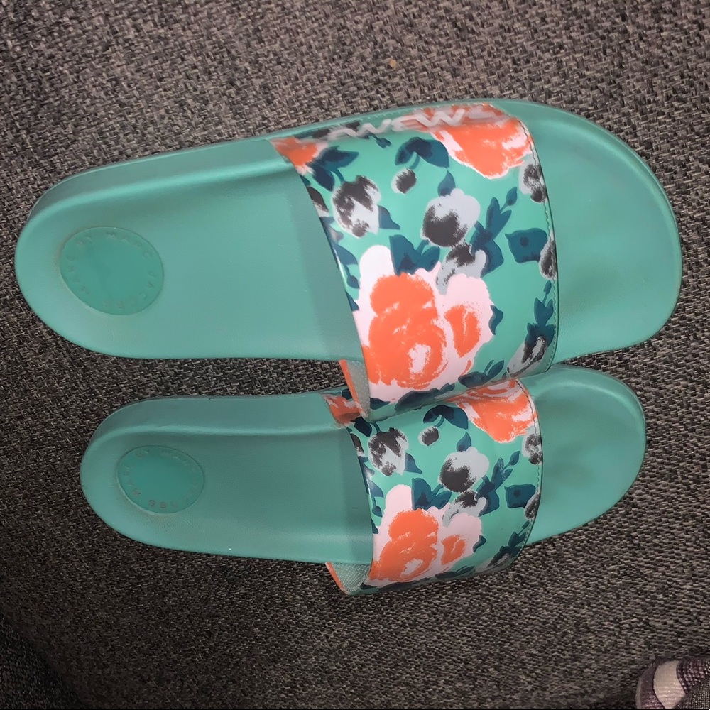 Marc Jacob Slide
